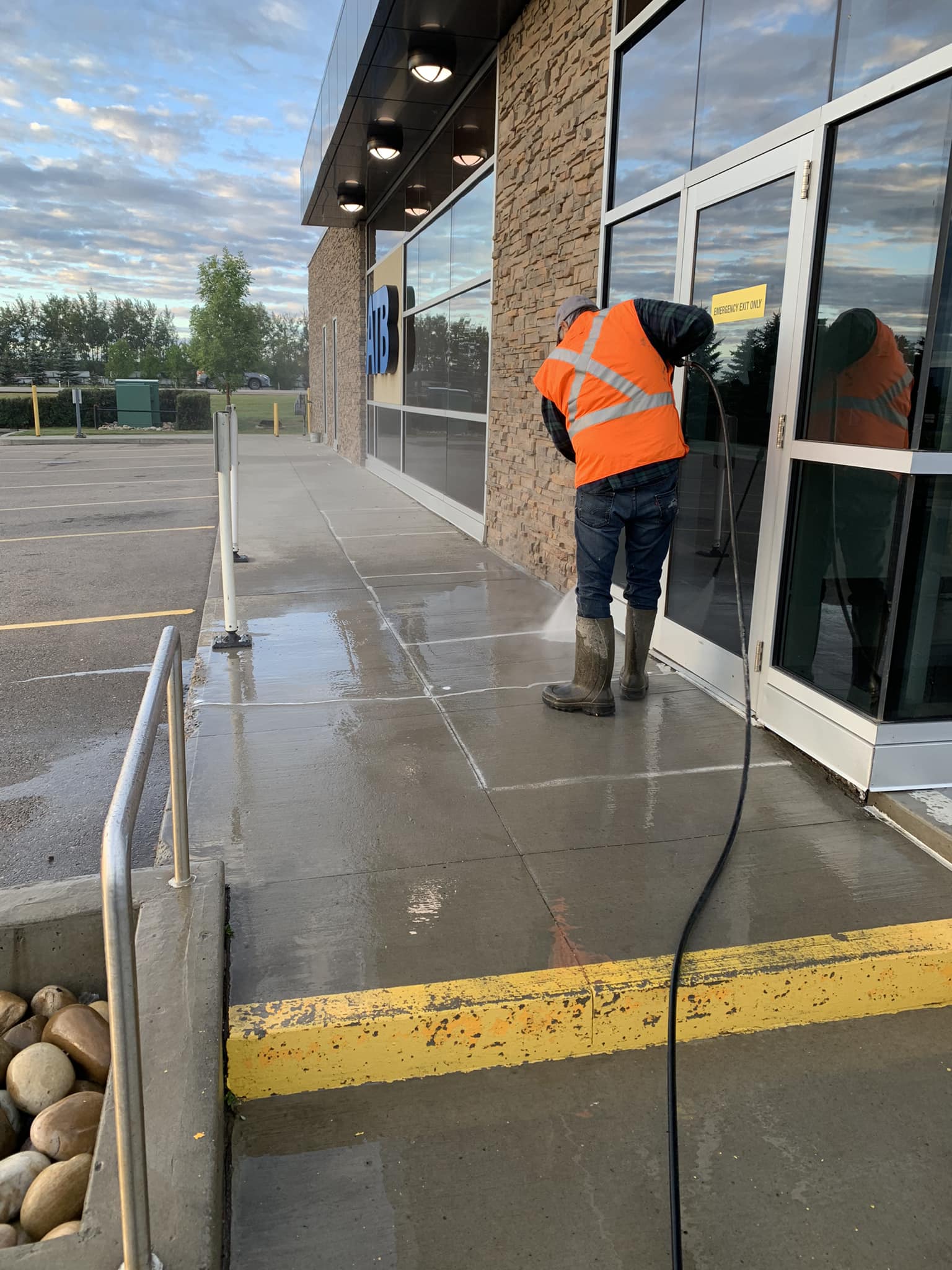 Concrete & Pavement Concrete & Pavement